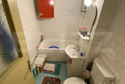 Apartament cu 3 camere decomandat, mobilat în Decebal