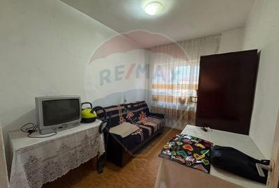 Apartament cu 3 camere in Guge?ti - 4