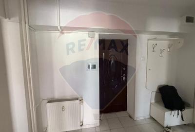 Apartament 3 camere de vanzare - Bulevardul Decebal Apartament 3 camere de vanzare - Bulevardul Decebal - 7