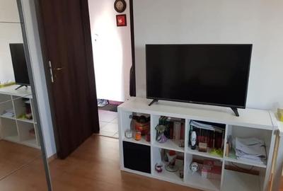 Garsonieră decomandată, mobilată în Titan - 2