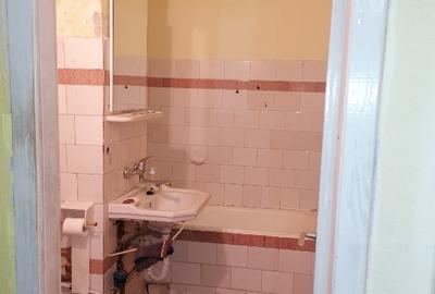 Vând apartament cu 3 camere, garaj și beci - 3