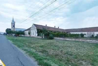 Casa traditionala din caramida de 534 mp cu 4 camere in Neudorf - 1