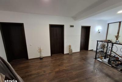 Casă cu 5 camere cu Teren 1500 Mp în Satulung - 1