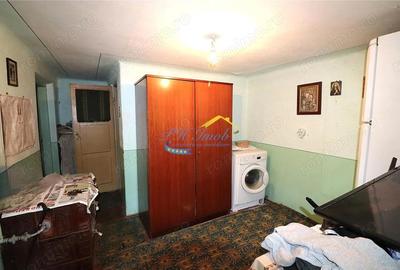 Casă cu 5 camere cu Teren 1014 Mp în Bănești - 9