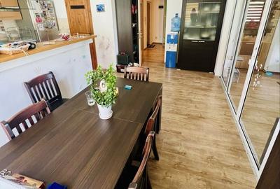 Apartament cu 3 camere decomandat în Central - 1