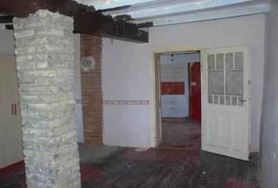 Casă în Periferie - 1