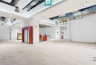Spațiu comercial, de 220 mp, în Aurel Vlaicu - 2