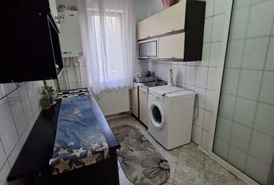 Inchiriez apartament zona Flora - 6