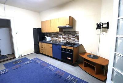 Apartament cu 2 camere decomandat în Badea Cârțan - 3