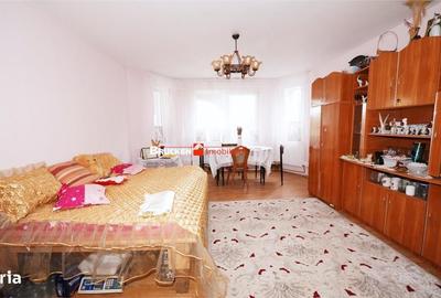 Casă cu 3 camere cu Teren 2877 Mp în Mihai Bravu - 6