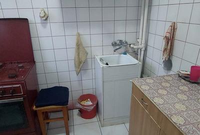 Vand garsoniera etj 1 zona Micalaca - 4