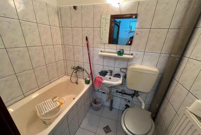 VAND garsoniera 1 camera,renovata,bucatarie,baie,et.3, zona Lazaret - 5