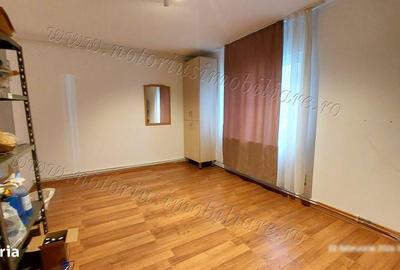 Apartament cu 3 camere decomandat în Central - 12