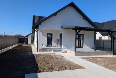 Casă individuală cu 4 camere cu Teren 350 Mp în Nord - 1