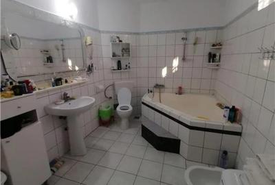 Casa P+E+M, 7 camere, teren 1000 mp, an 2000, Campina, Prahova - 14