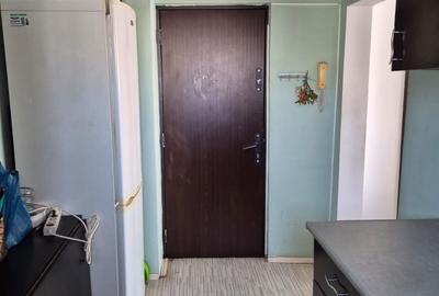 Apartament cu 3 camere semidecomandat, mobilat în Sălăjan - 11