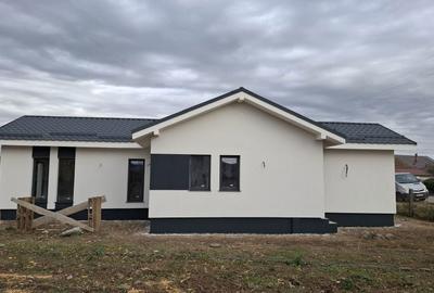 Casă cu 4 camere în Central - 4