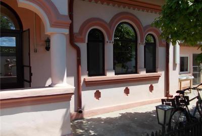 Casă cu 2 camere în Dorobanți - 1