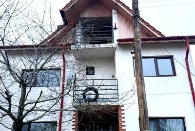 Casă individuală cu 5 camere cu Teren 151 Mp în Colentina - 1