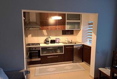 2 camere ,decomandat, 47 mp, 1 parcare,  zona  Sopor - 2