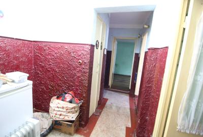 Apartament cu 2 camere decomandat în Micro 20 - 9