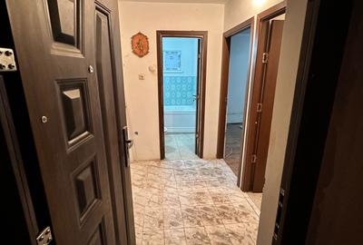 Garsonieră decomandată în Central - 1