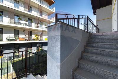 Spațiu comercial, de 261 mp, în Tractorul - 38