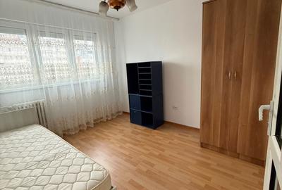 Apartament cu 3 camere decomandat în Dacia - 5