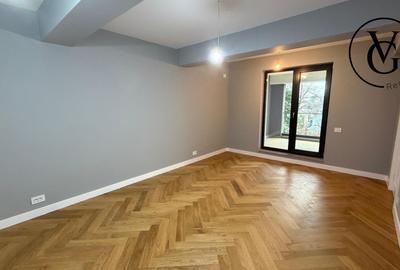 Apartament cu 3 camere decomandat în Băneasa - 4