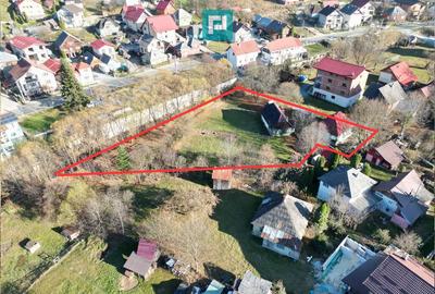 Casa de lemn, cu teren in Bor?a - 6