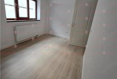 Apartament 2 camere demisol fara a fi ingropat in pamant, cu teren in proprietate. Apartament 2 camere demisol fara a fi ingropat in pamant, cu teren in proprietate. - 16