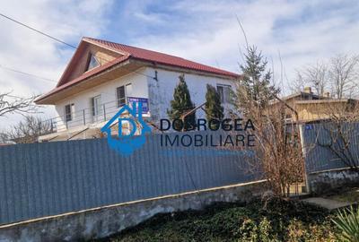 CATALOI - CASA P+E ,6 CAMERE ,TEREN 800 MP - 32