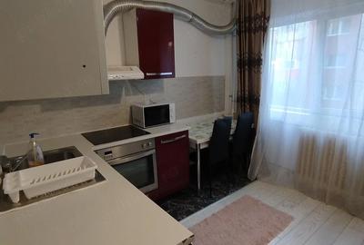 Garsonieră decomandată, mobilată în Buziașului - 1