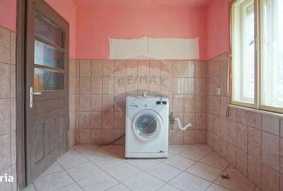 Casă cu 4 camere în Predeluț - 11