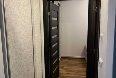 Apartament cu 3 camere decomandat în Central - 1