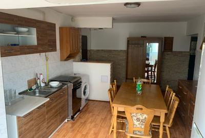 Inchiriez apartament 2 camere - 1