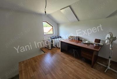 Casă cu 5 camere cu Teren 2351 Mp în Central - 13