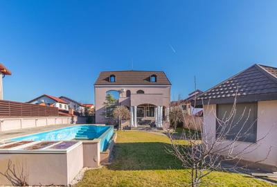 Casă individuală cu 11 camere cu Canalizare în Pantelimon