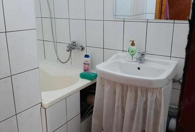 Garsonieră decomandată în CET - 5