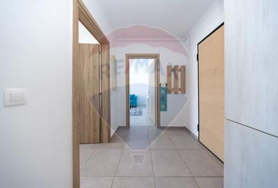 Apartament cu 2 camere decomandat, mobilat în Tractorul - 6