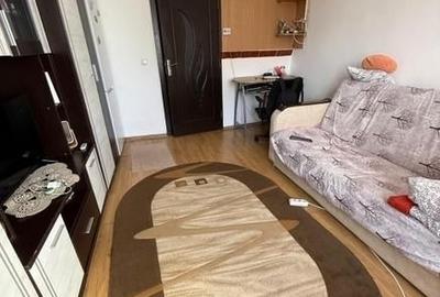 Garsoniera situata la etajul 1, cu finisaje medii, mobilata si utilata, cu centr - 2