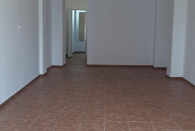 SPATIU COMERCIAL STRADAL - INEL II - 3