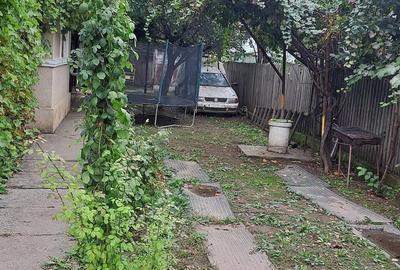 Casă cu 10 camere cu Teren 350 Mp în Central - 2