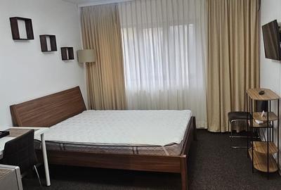 Garsonieră decomandată, mobilată în Dristor