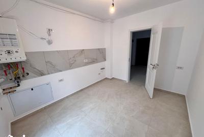 Apartament cu 3 camere semidecomandat în Colentina - 2