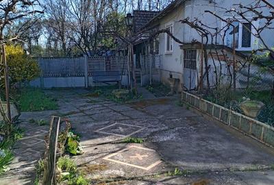 Casă cu 4 camere în Boureni - 2