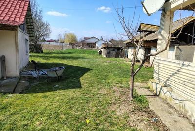 Casă cu 3 camere în Garoafa - 8