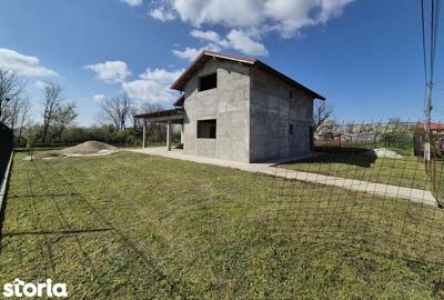 Casă cu 6 camere cu Teren 520 Mp în Vânători - 5