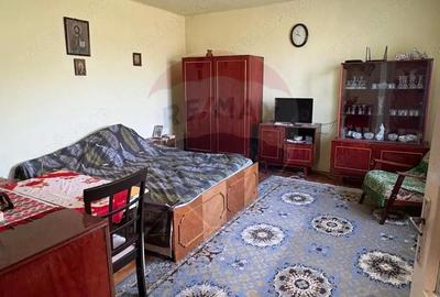 Casă cu 5 camere cu Teren 741 Mp în Mediaș - 8