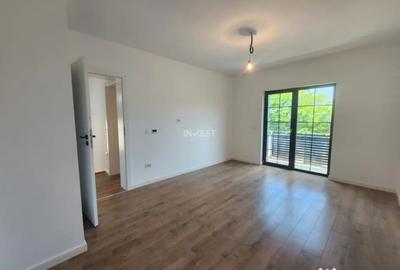 Casă cu 4 camere cu Teren 400 Mp în Miroslava - 4